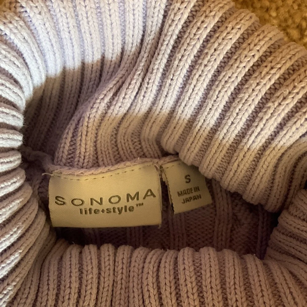 Sweater - Picture 3 of 3